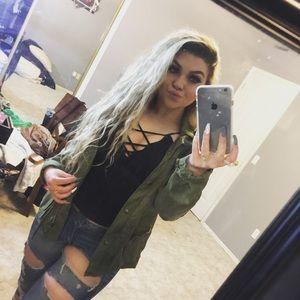 Meet your Posher, Brooklin