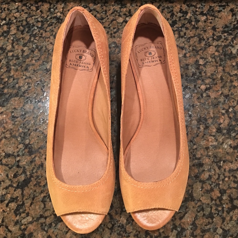 Lucky Brand Peep Toe Leather Wedge Shoes - 9