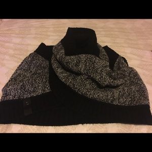 Lululemon shrug scarf