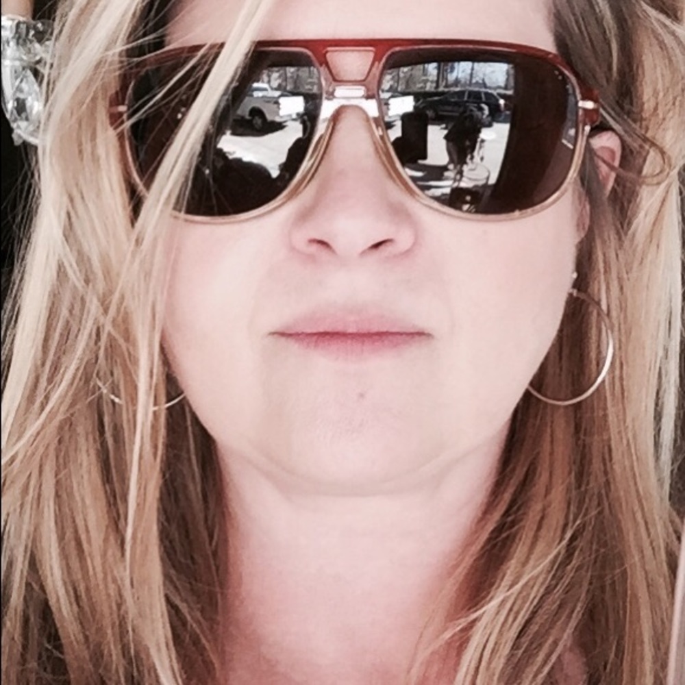 Meet your Posher, Michele