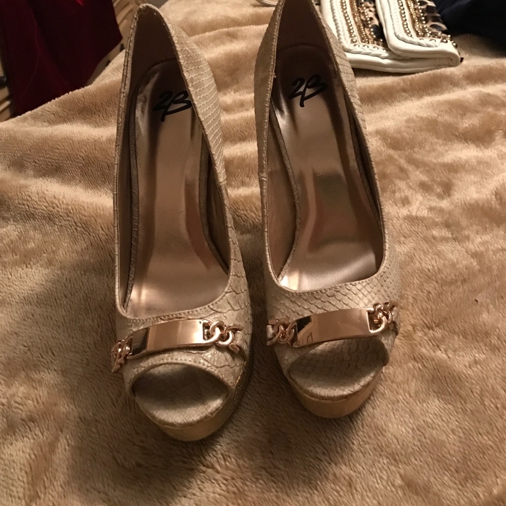 2bebe shoes size 8