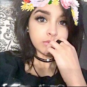 Meet your Posher, Sadira