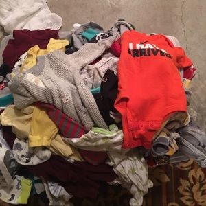 Newborn clothes size 0-3 months