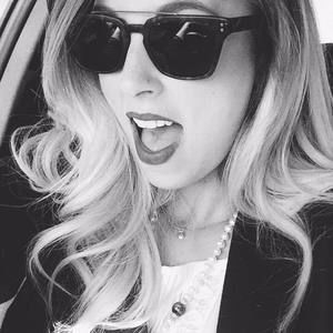 Meet your Posher, Taylere