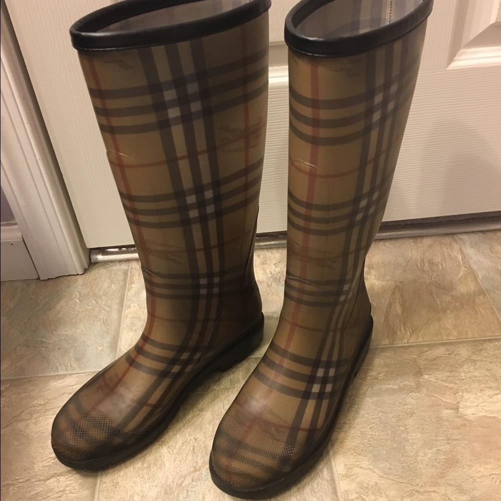 Authentic Burberry Rain Boots