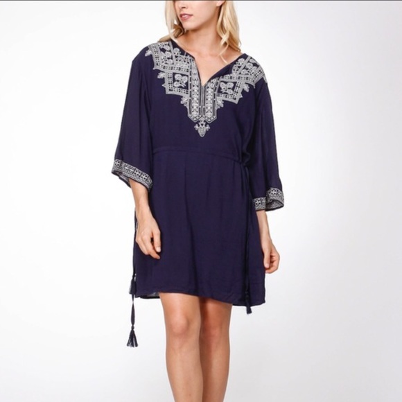 NWT Beautiful Embroidered Tunic/Dress Firm💰 - Picture 3 of 4