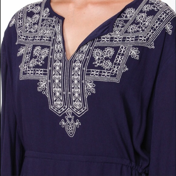 NWT Beautiful Embroidered Tunic/Dress Firm💰 - Picture 2 of 4