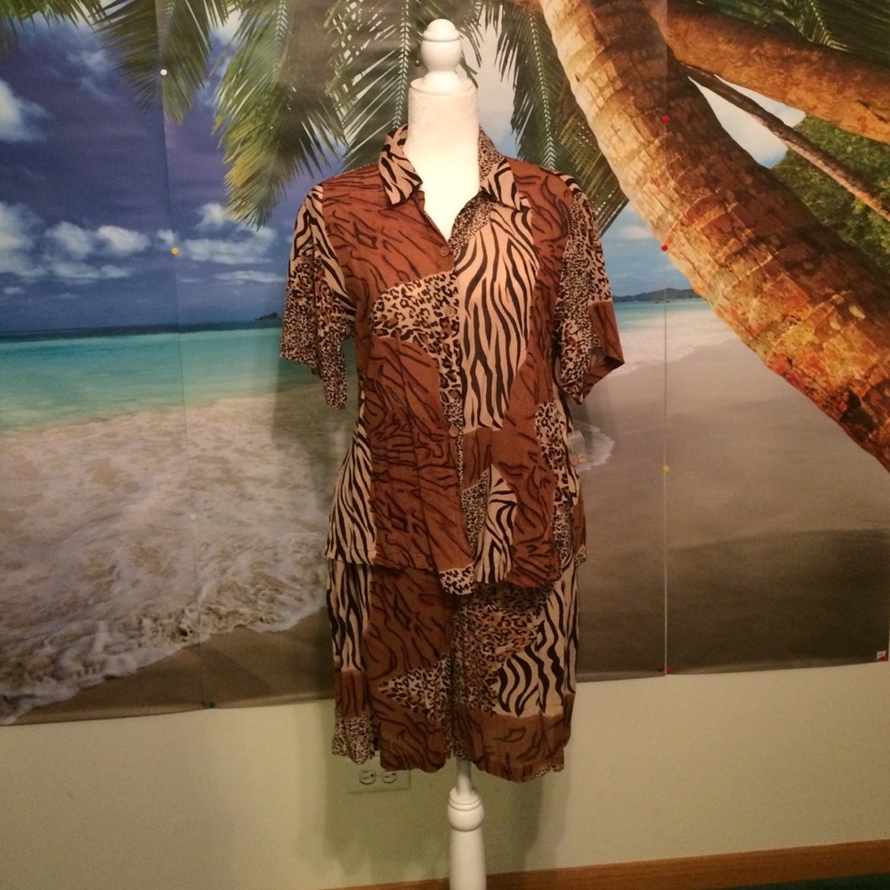 Shirt and short set Medium