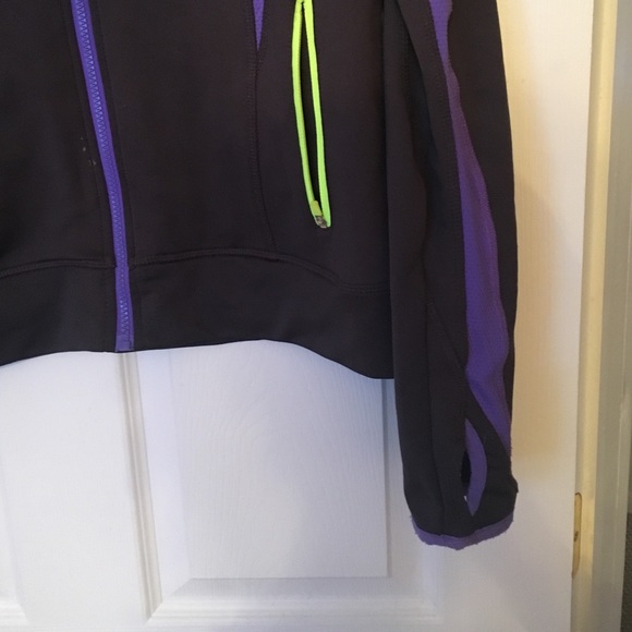 Grey and purple Fila track jacket - Picture 3 of 4