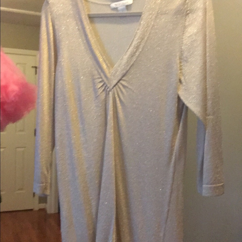 White House Black Market Gold Top