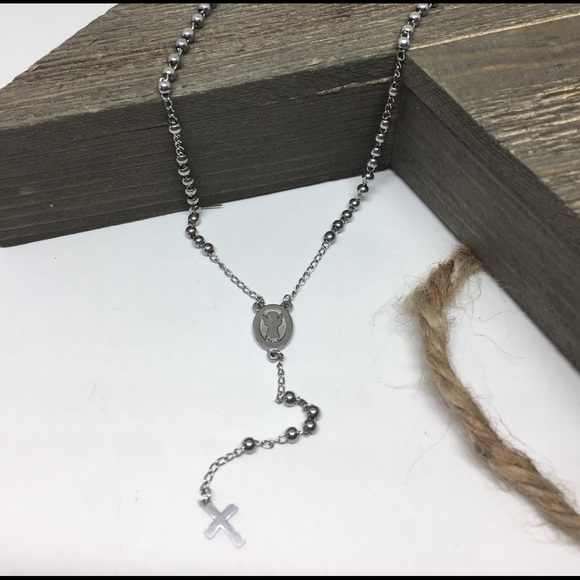 ⚠️CLOSET-CLEAN OUT⚠️Stainless Steel Rosary 5mm - Picture 4 of 7