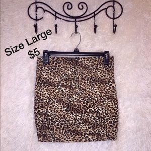 Animal print skirt✨