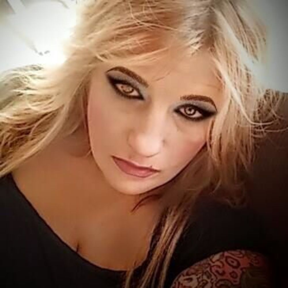 Meet your Posher, Brandi