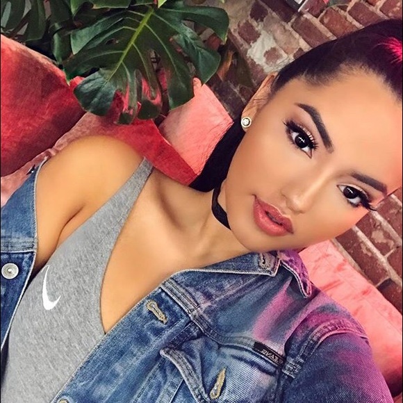 1 Pair Silver Lollipop Crystal Earrings - Picture 2 of 3