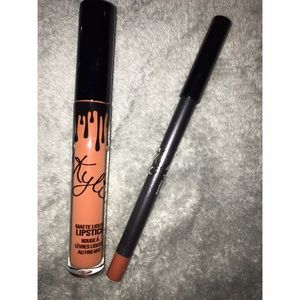 Kylie Jenner Lip kit in Ginger