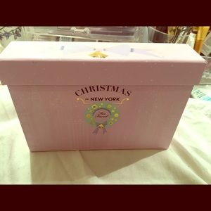 Too Faced Christmas in New York