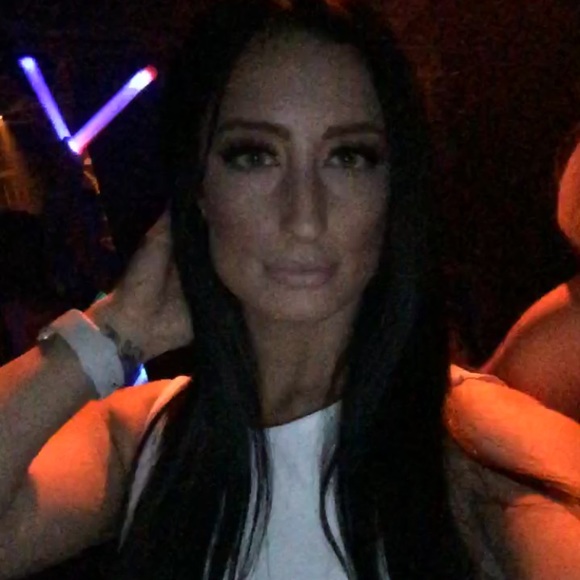 🔥🖤MEET YOUR POSHER🖤🔥 - Picture 7 of 7