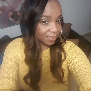 Meet your Posher, Venetra