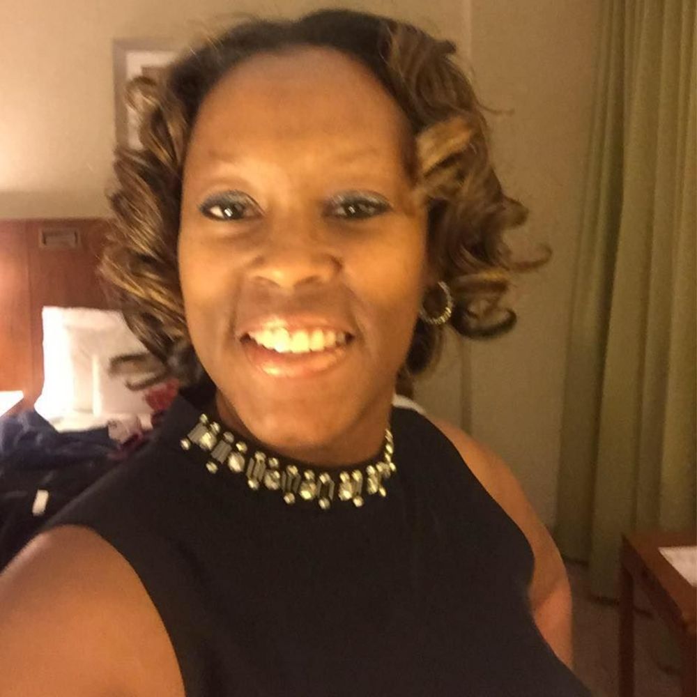 Meet your Posher, Alaine