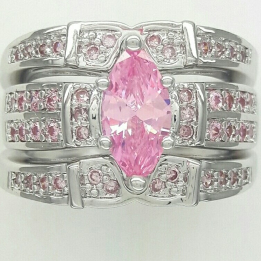 NWOT 1.3 Karat Marquise Cut Size 7