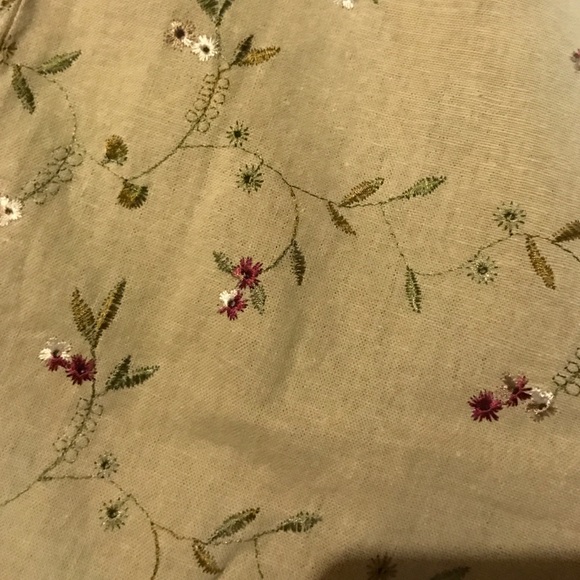 Capris - Picture 4 of 4