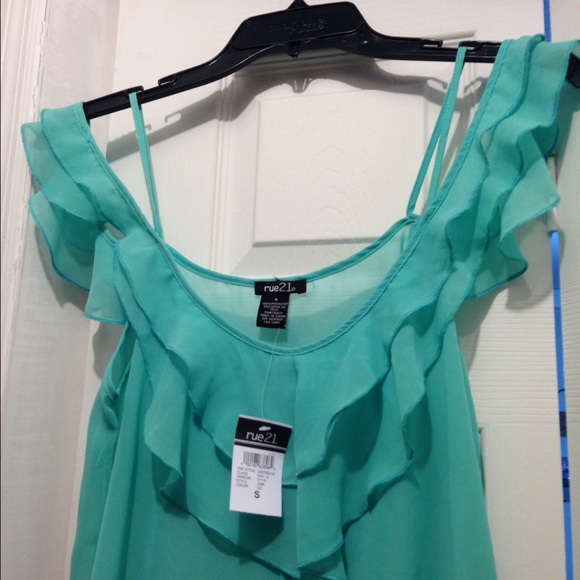 Top - Picture 2 of 2