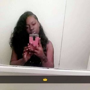 Meet your Posher, Rae