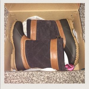 Brand New rain/snow boots with memory foam!