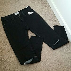 FINAL REDUCTION Free People destroyed crop jeans