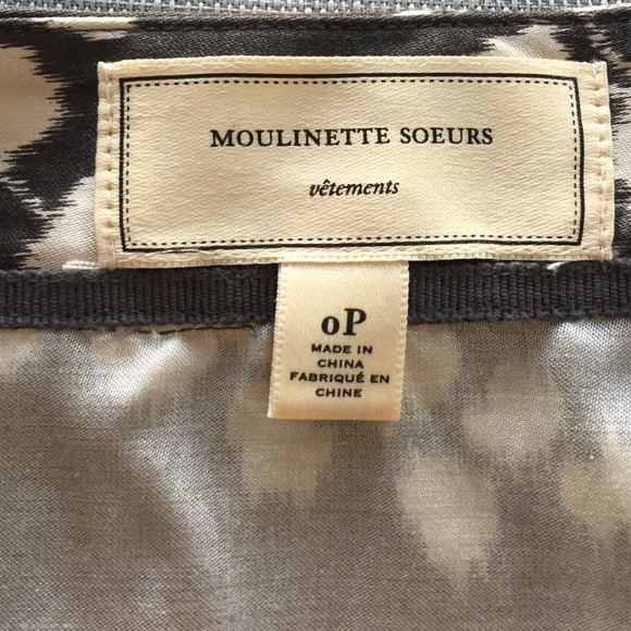 Adorable flirty mini skirt! - Picture 3 of 3