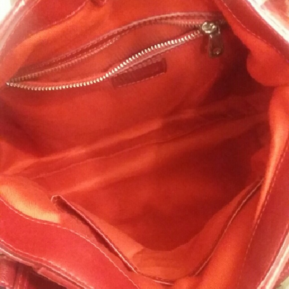 Red leather bag by Red Lips - Picture 3 of 4
