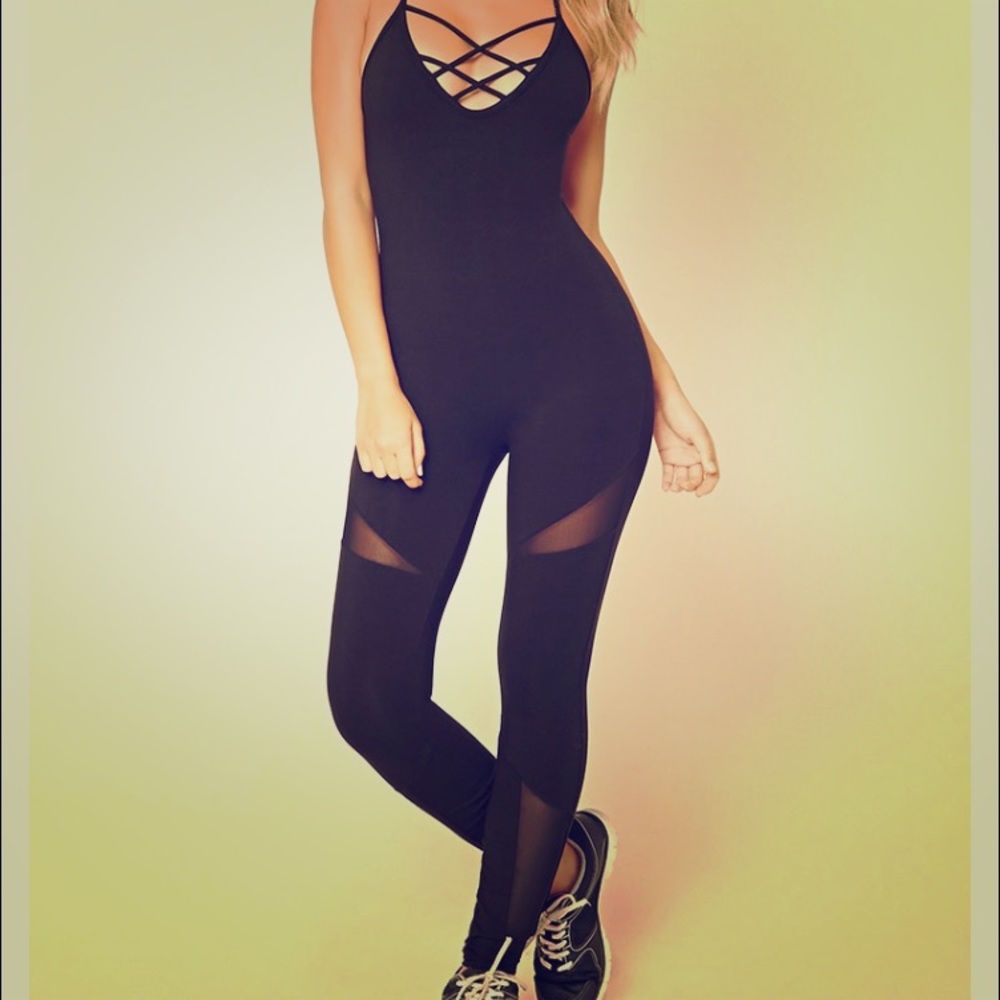 Active jumpsuit only worn once. Too big for me