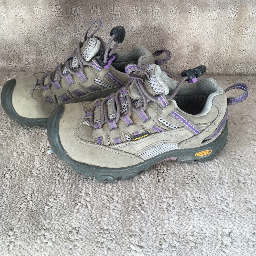 Girls Keen Hiking Shoes