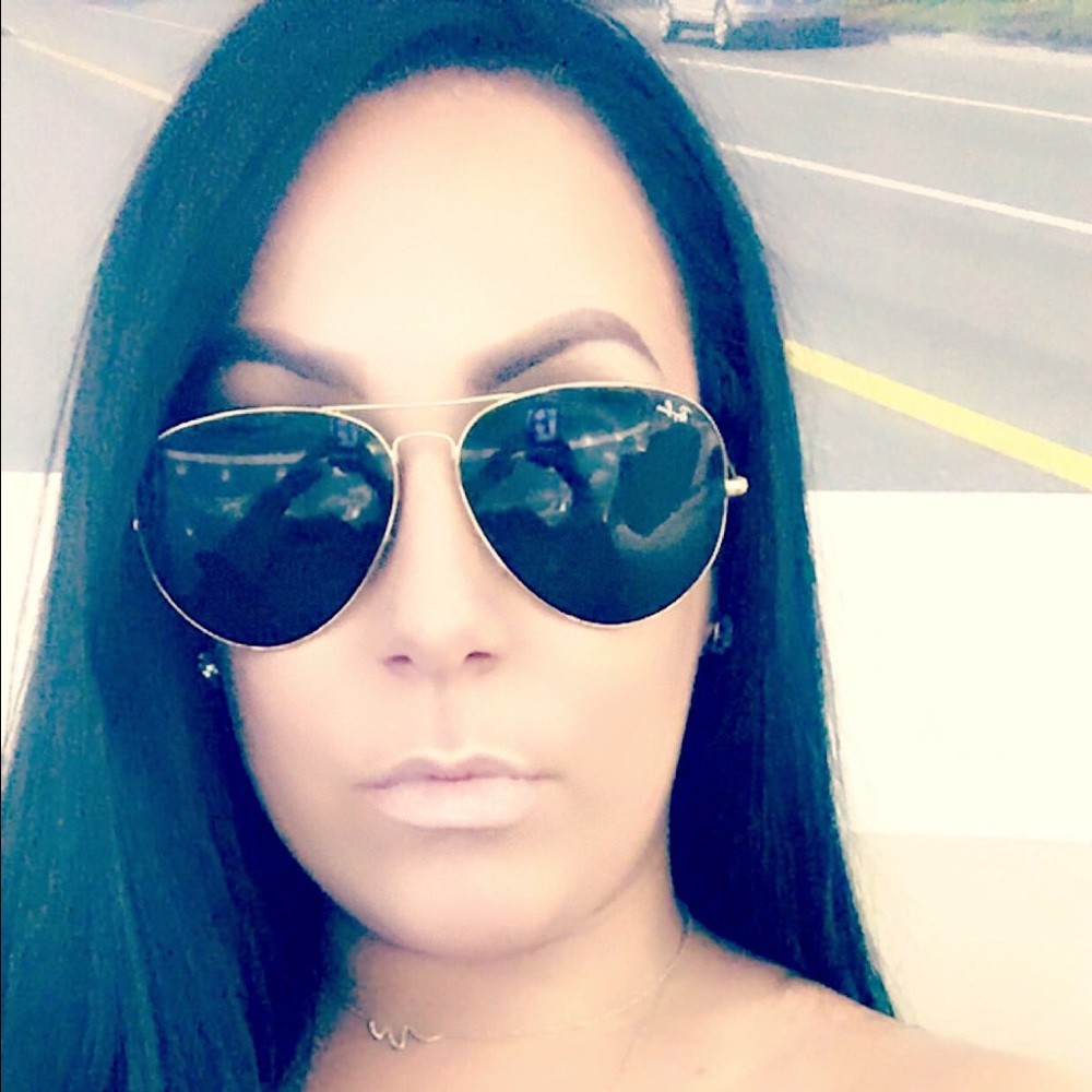 Meet your Posher, Christina