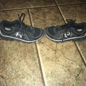 Kids under armour shoes