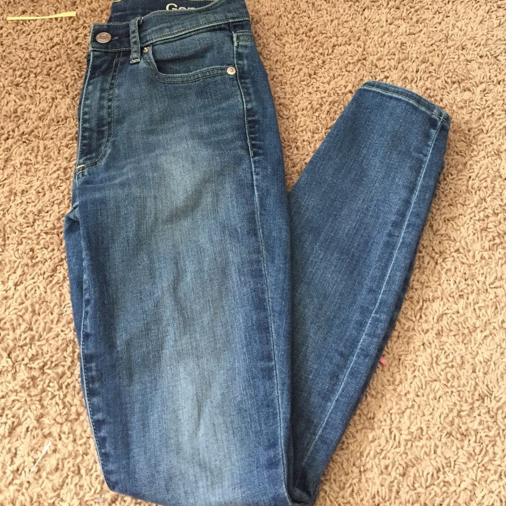 Gap true skinny jeans
