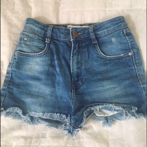 Zara Pants - Zara trf denim shorts