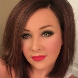 Meet your Posher, Kaycie