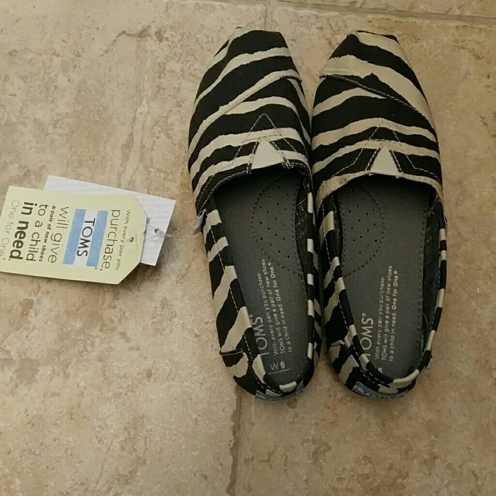 Toms animal print canvas classic flats