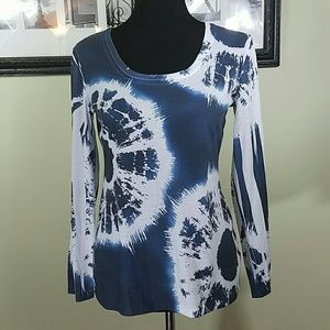 Cache tie dye top