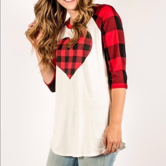 💥SOLD OUT💥 Valentine's Day shirt ❤ - Picture 2 of 4