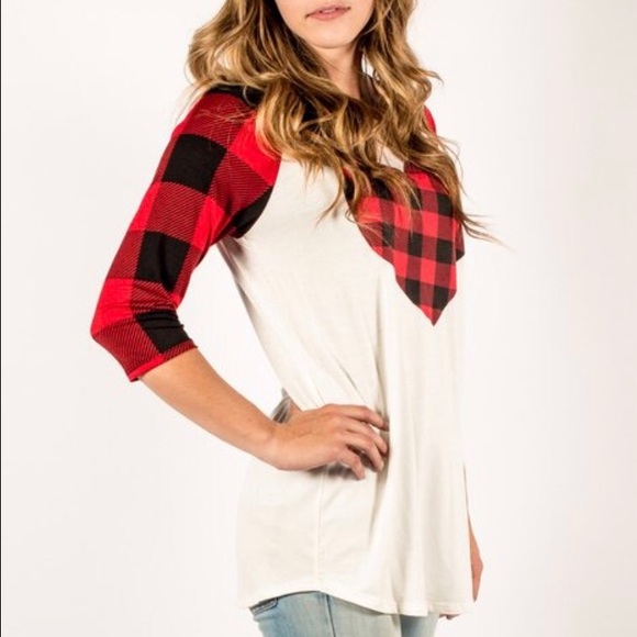 💥SOLD OUT💥 Valentine's Day shirt ❤ - Picture 3 of 4