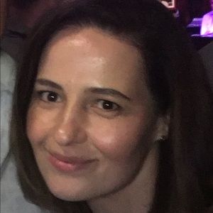 Meet your Posher, Camelia