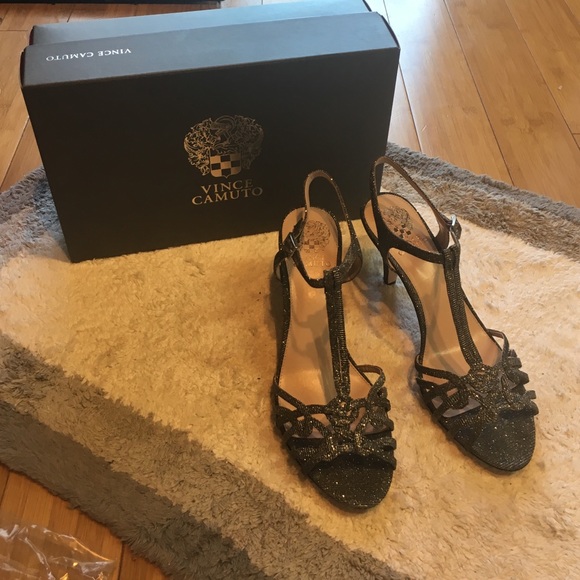 🎉HP🎉 Vince Camuto Molli Heels NIB - Picture 4 of 4