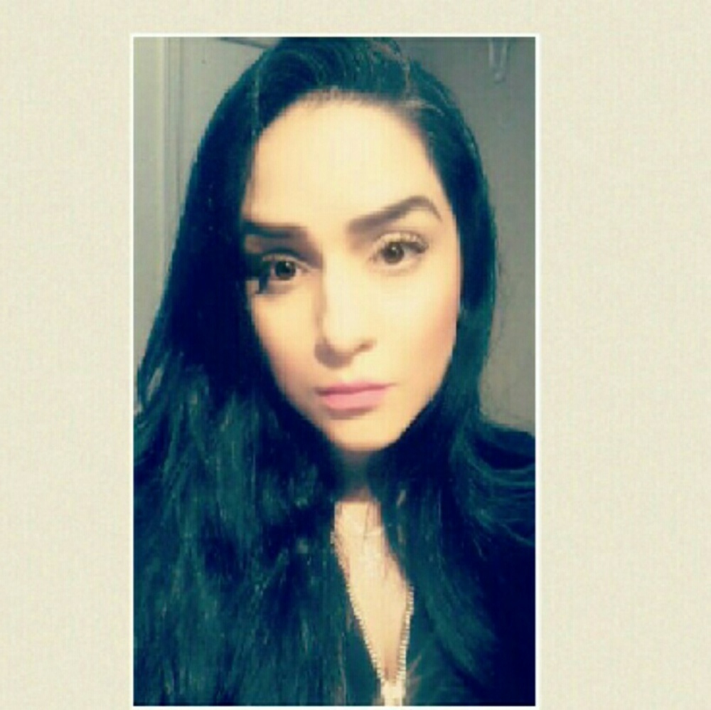 Meet your Posher, Gisela