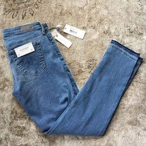 AG The Stevie Ankle Jean Sz 27