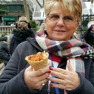 Meet your Posher, Sandra