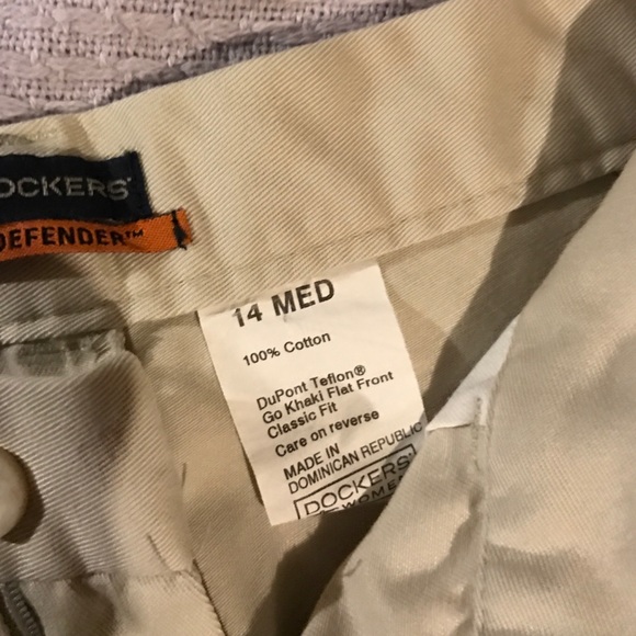 Dockers - Picture 3 of 3