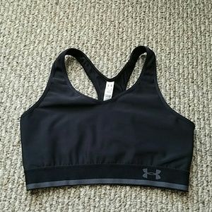 Under armour sports bra NWOT