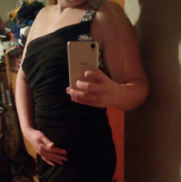 Meet your Posher, Lindsay - Picture 2 of 3